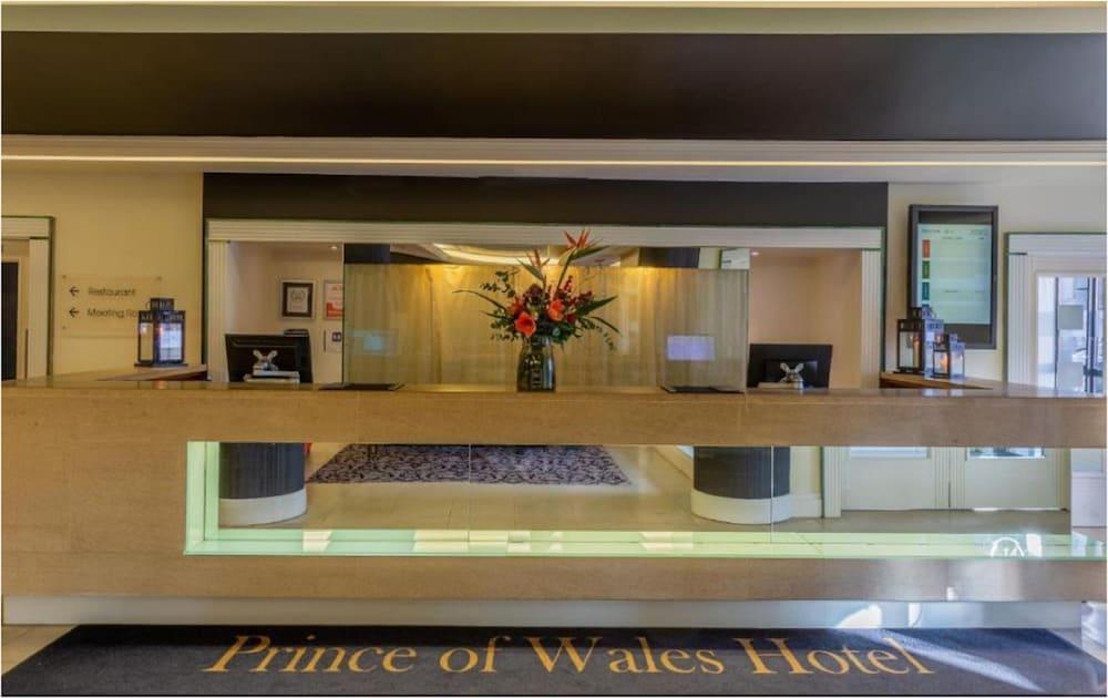 Prince Of Wales Hotel Athlone Exterior foto